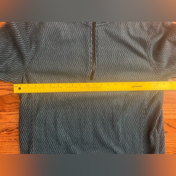 Canada Weather Gear Men’s Zig Zag Trail Blizzard Fleece Pullover - Large - Picture 8 of 9